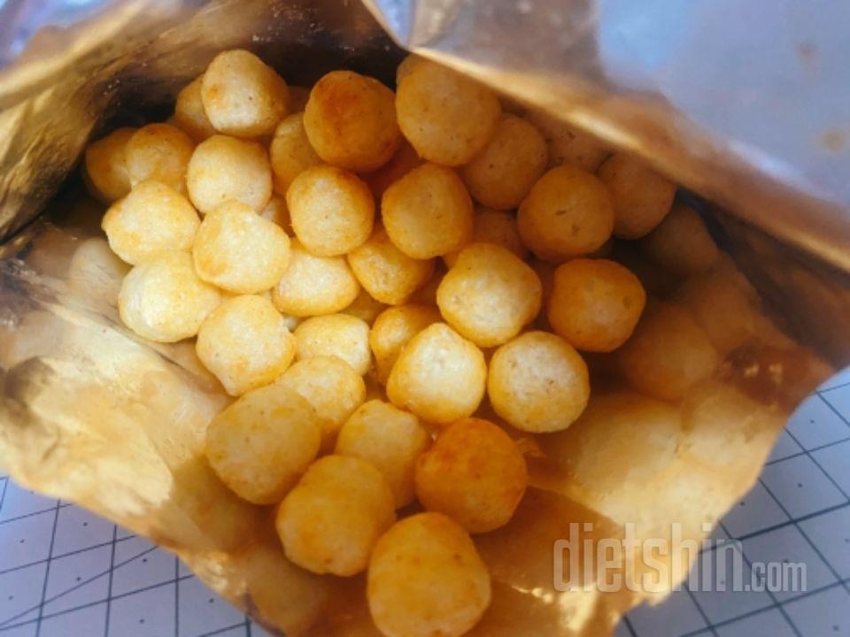 어렸을때 시장에서 팔던 노랑과자맛이나