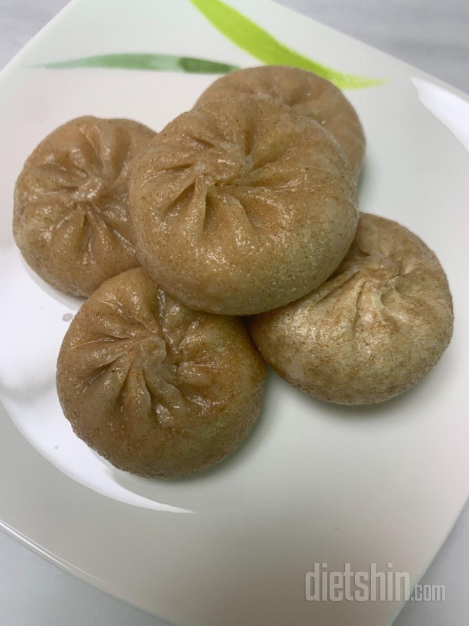 하나 먹고 맛있어서 사진 찍어 후기