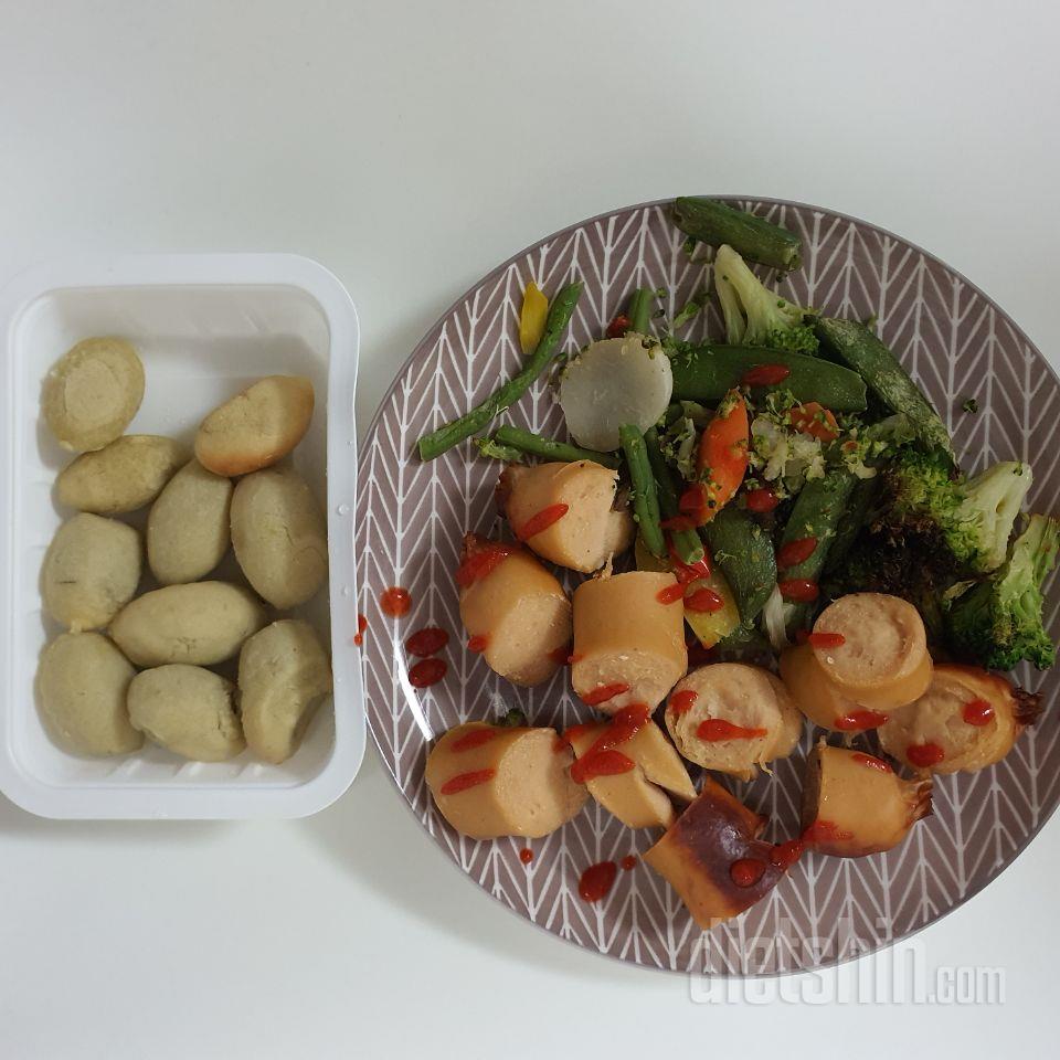 에어프라이어 구워서 스리라차 소스 뿌