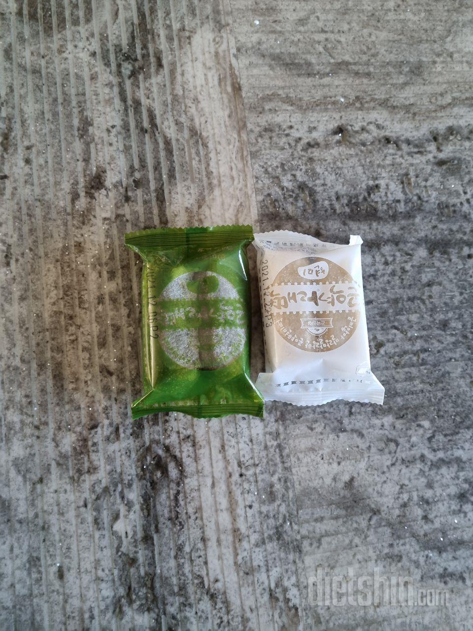 후기가 좋아서 사봤어요
아직 먹어보지