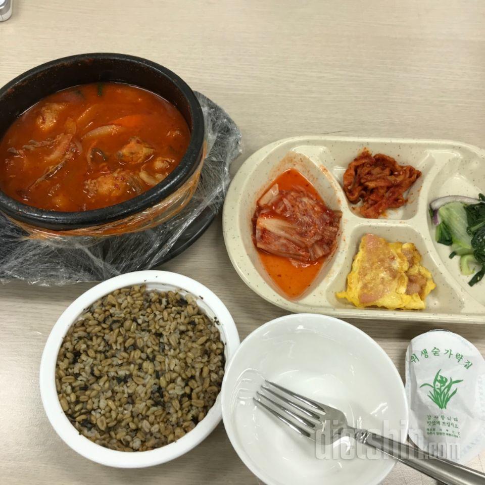 보통은 집에서 곤약미랑 잡곡이랑 섞어