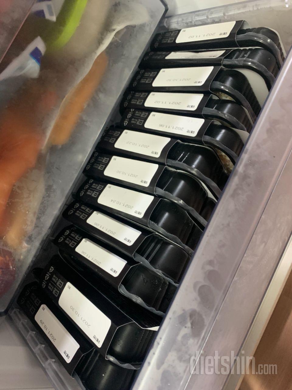 배송 진짜 빨라요!! 
맛은 아직 안