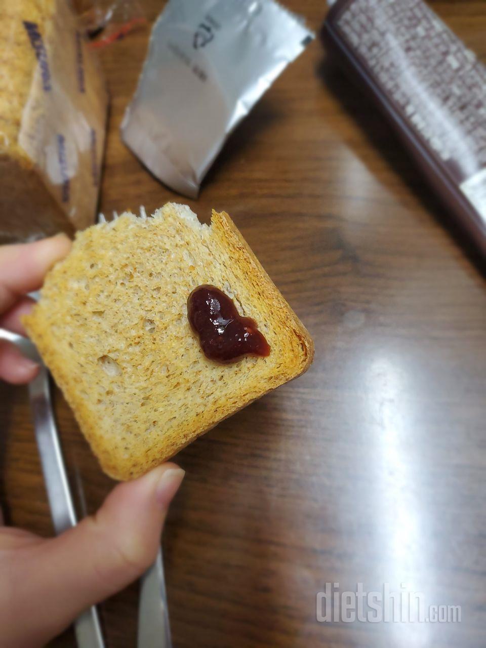 저..저칼로리 잼 처음 시켜보는데..