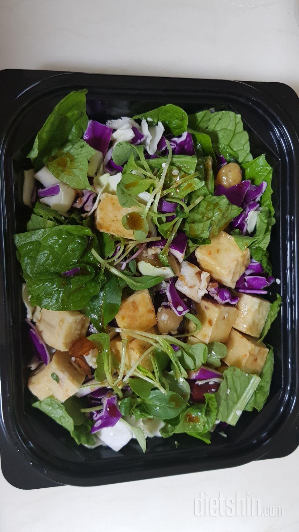 신선하고 맛있어요. 한끼에 먹기 딱