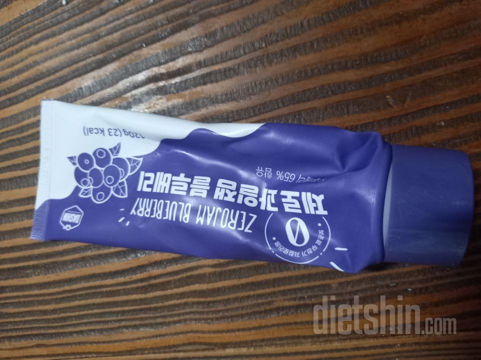 그릭 요거트 단독으로 먹기 어려울거같