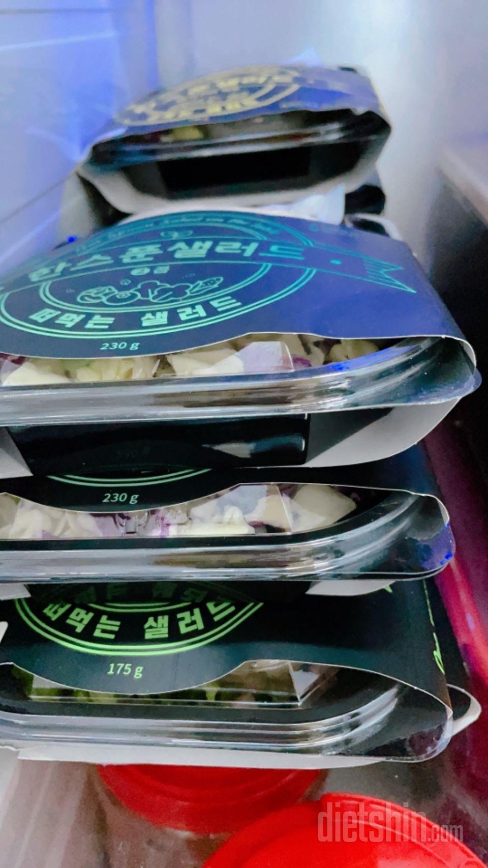 회사 언니가 주문한거로 하나 먹어보고