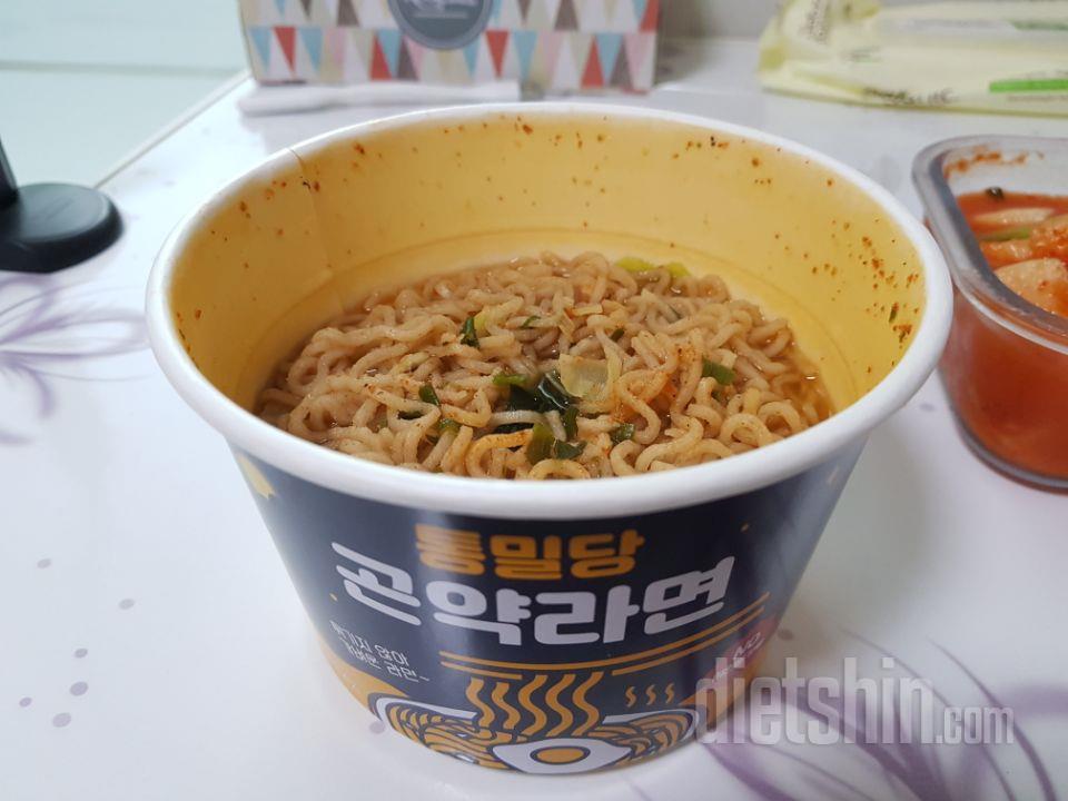 320칼로리...음...맛도...음.