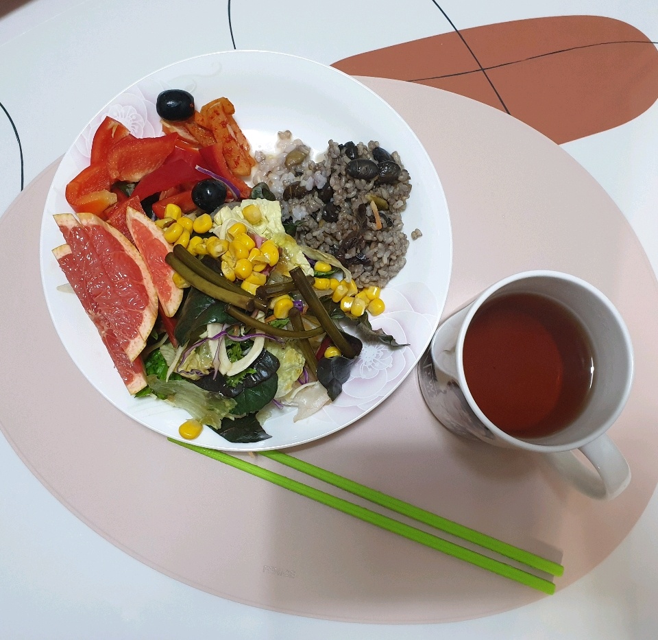 03월 03일( 점심식사 183kcal)