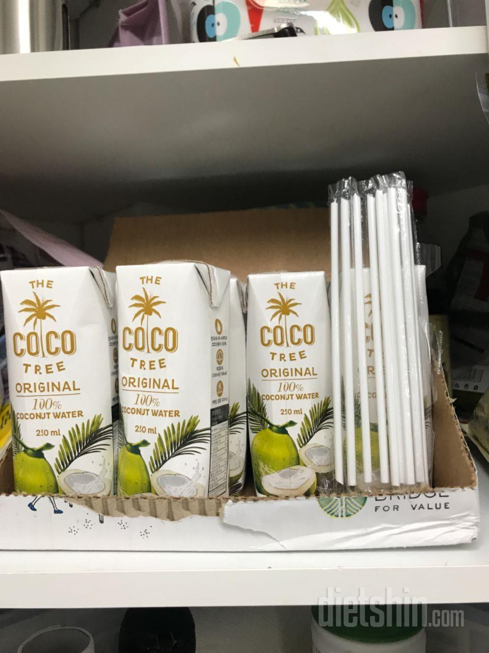 굉장히 오묘한 맛이에요.. ㅎㅎ

맛