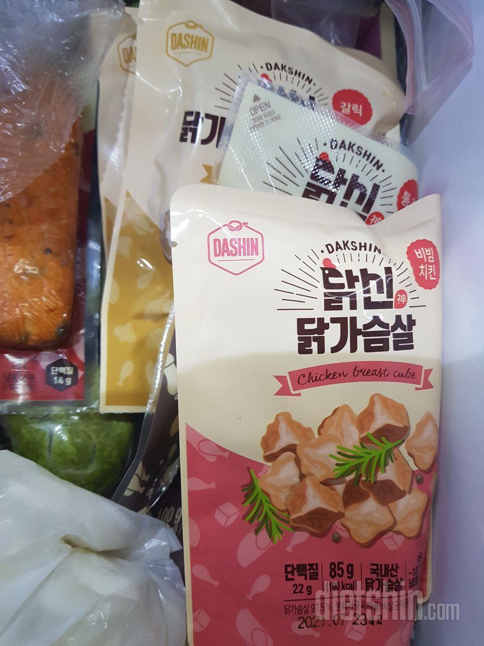 다 하나하나 맛이 괜츈해요.
주기적으