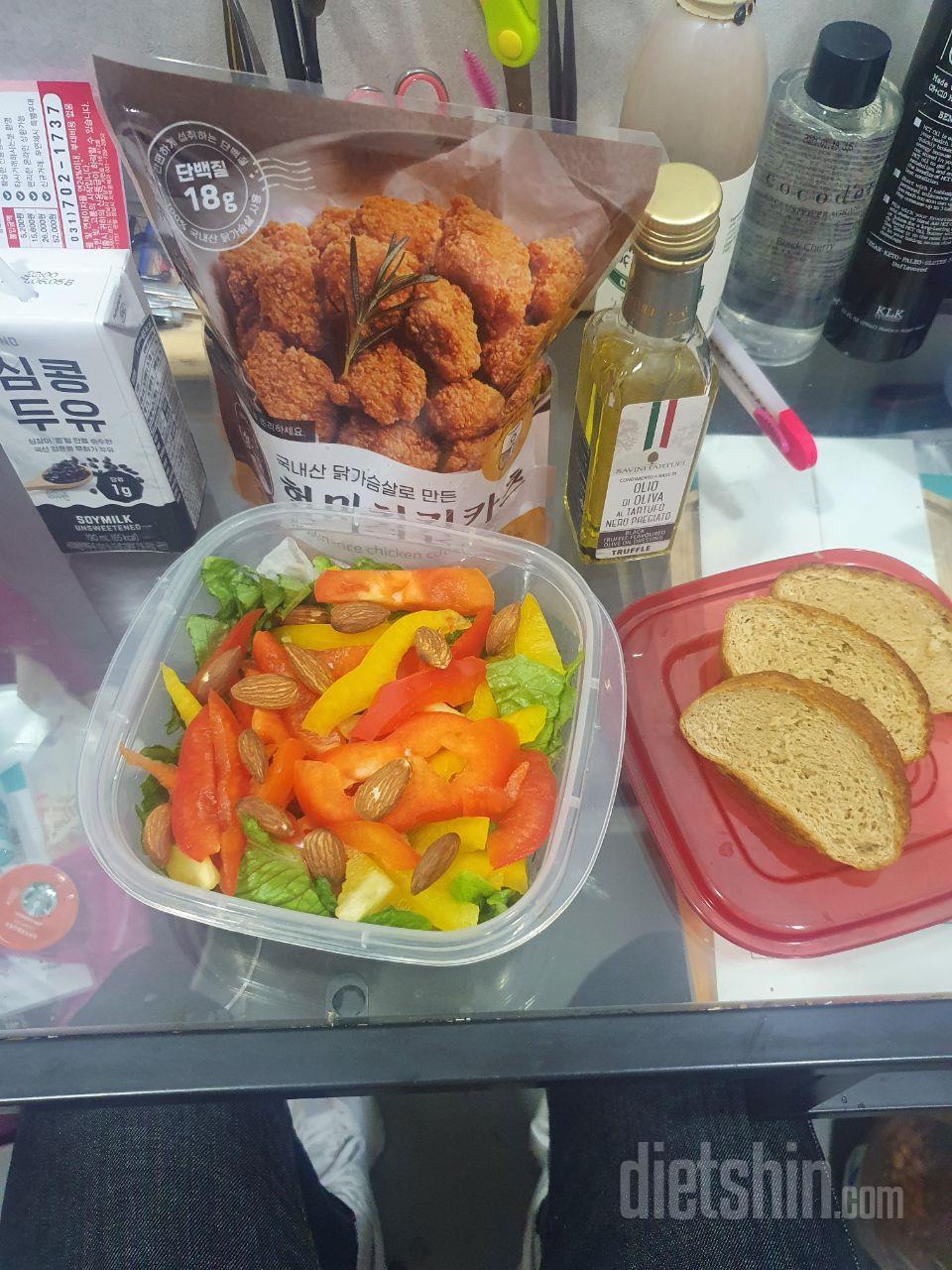 마늘맛 양념치킨맛을 이은 현미카츠 
