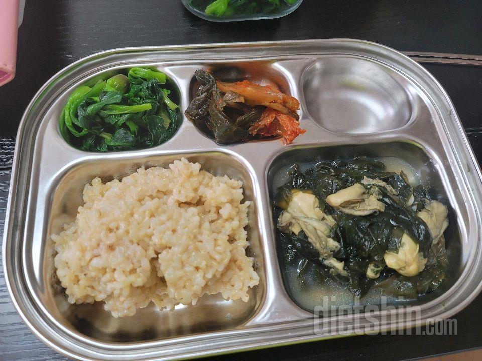 건강한 굴미역국 끓이기