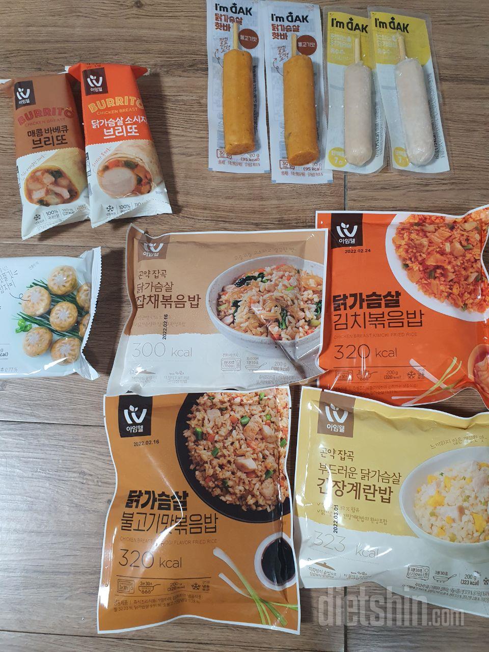 유통기간이 길어서 너무좋구요
다먹어보