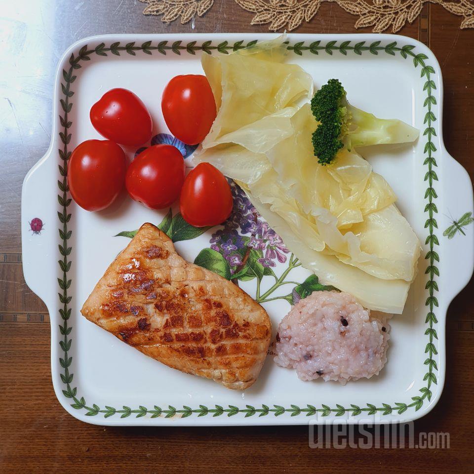닭가슴살 아닌것 처럼 맛있어요 ㅎㅎ
