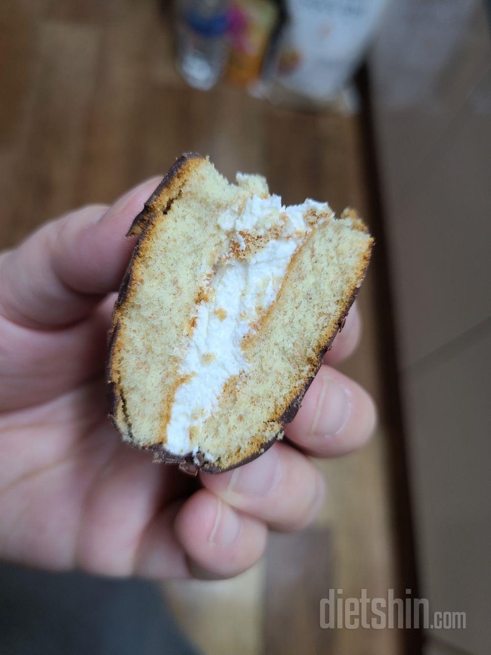 달지 않아서 좋아요~
실온보관보다 냉