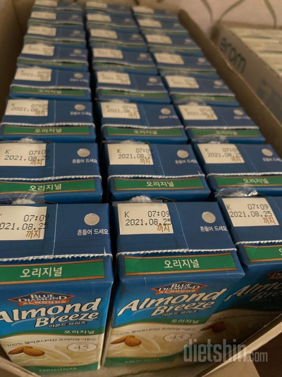 단백질 파우더랑 같이 먹기 좋아요
저