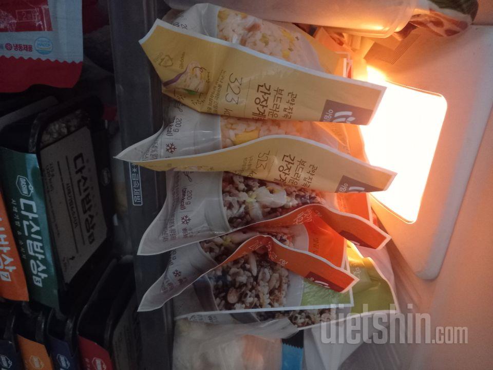 딸이 시켜달라해서 시켜봤어요
아빅 먹