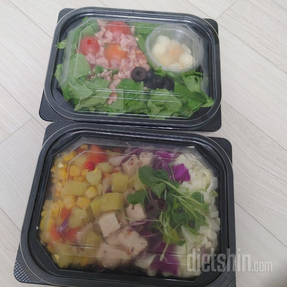 구성이 상당히 괜찮네요. 드레싱도 같