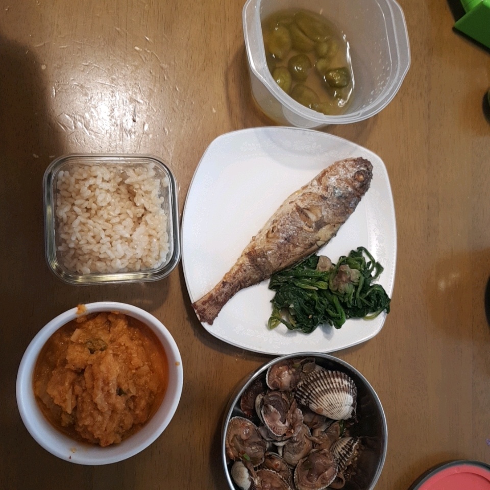 03월 23일( 아침식사 826kcal)