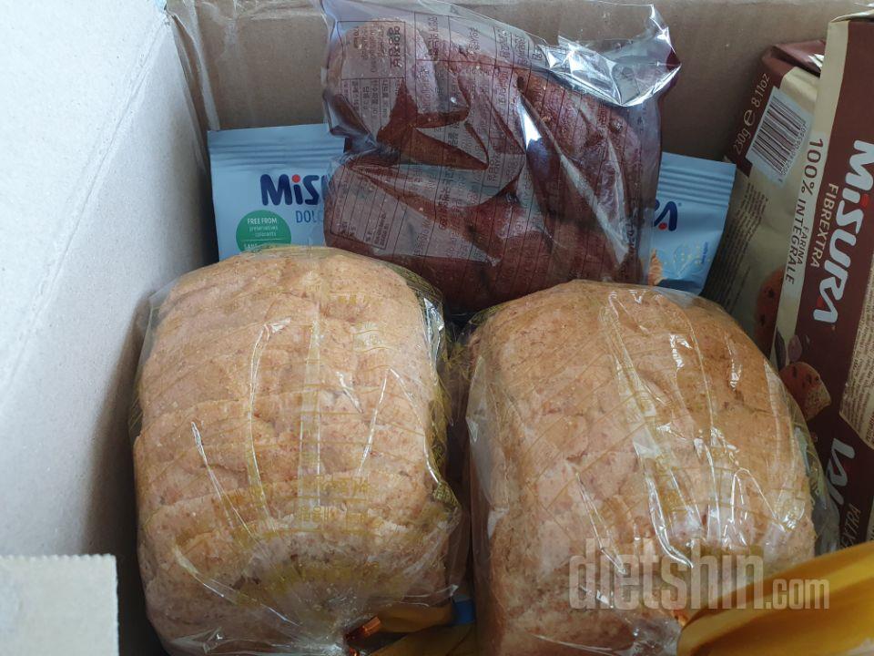 다신간식이 도착하자마자 넘 먹고싶었던