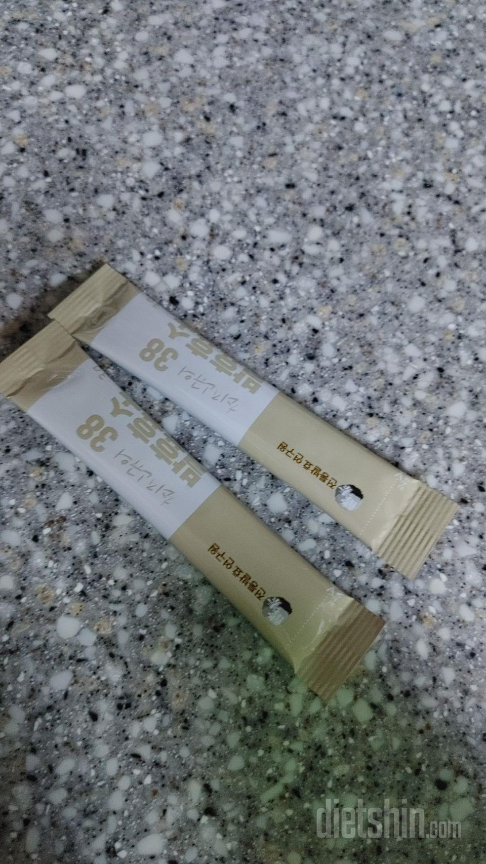 타제품에 비해 좀 먹고나면 뒷맛이 텁