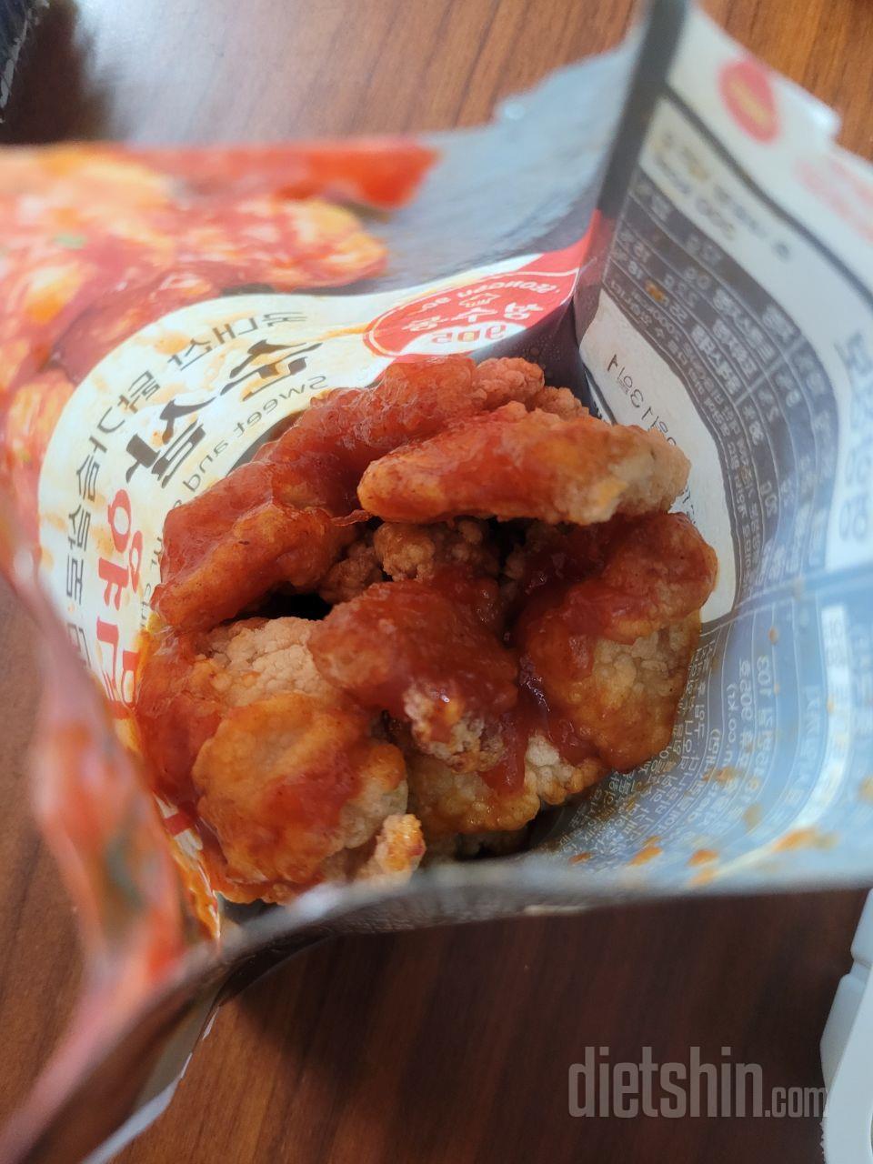 진짜 양념치킨 먹고싶을때!딱! 일것같