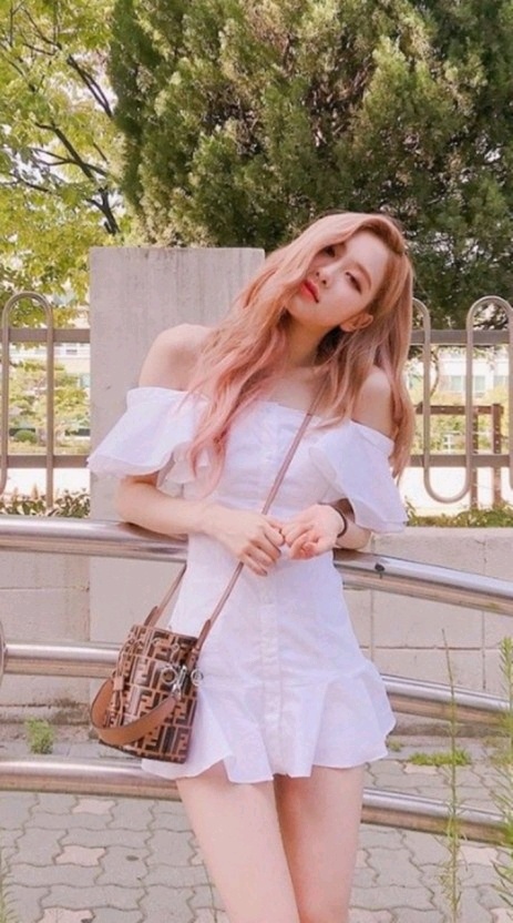 로제 너무 예뻐