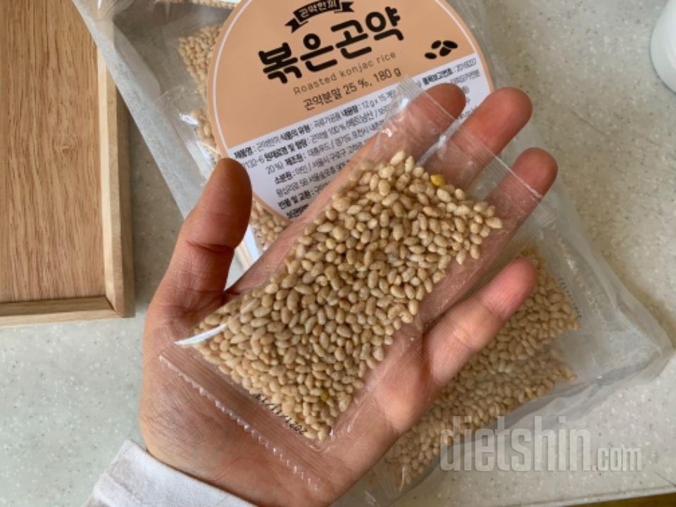 간식으로 딱 좋아요
짭쪼름하니 씹는맛