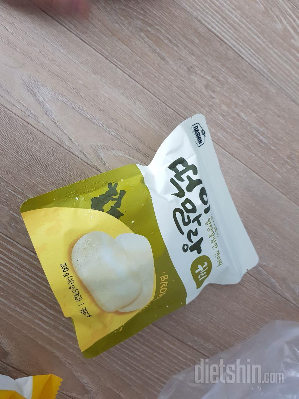 아직 먹어보지 않았어요 
기대됩니당>