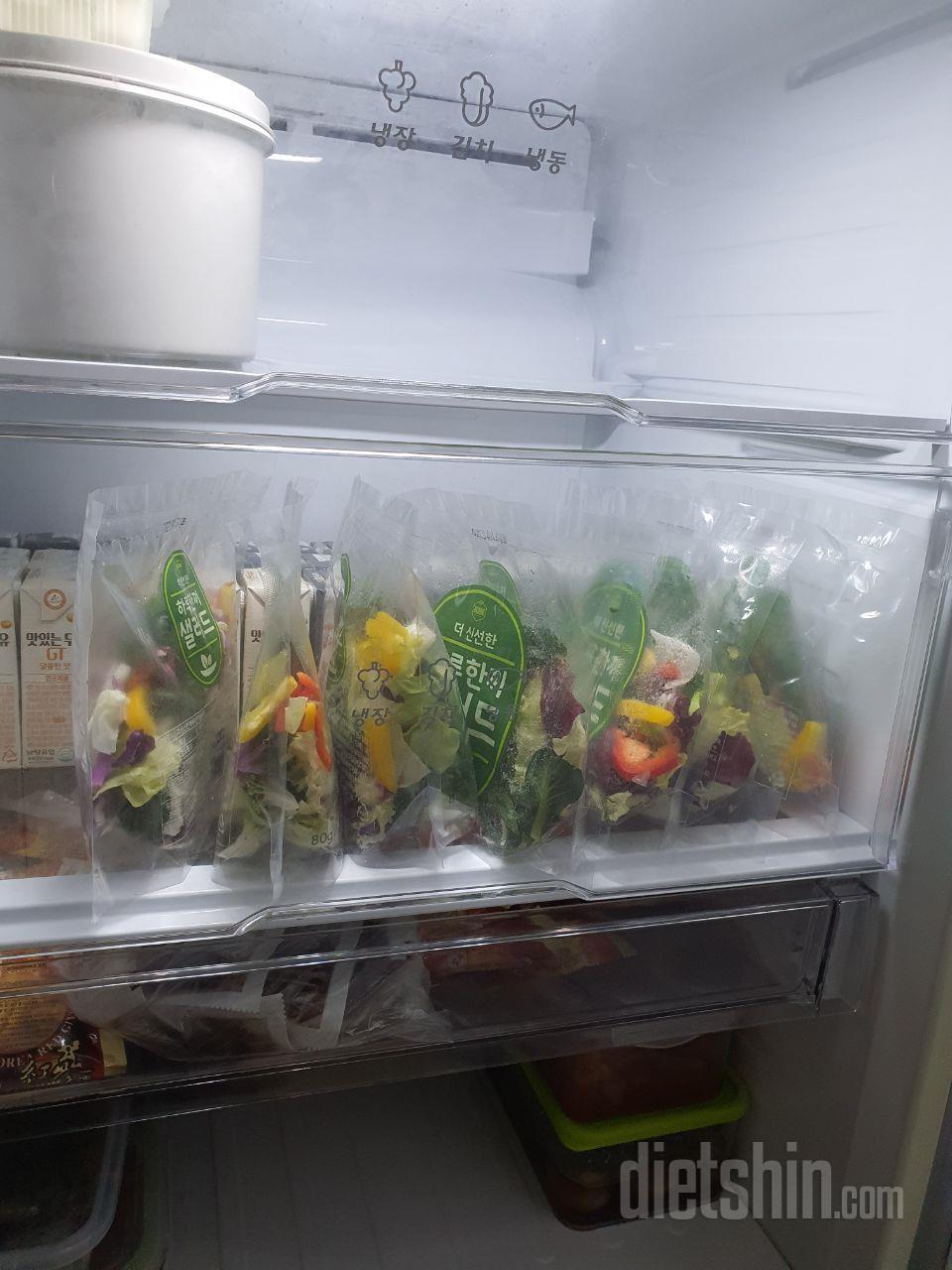 맛있게2번째 후기쓰고있네요 싱싱하게