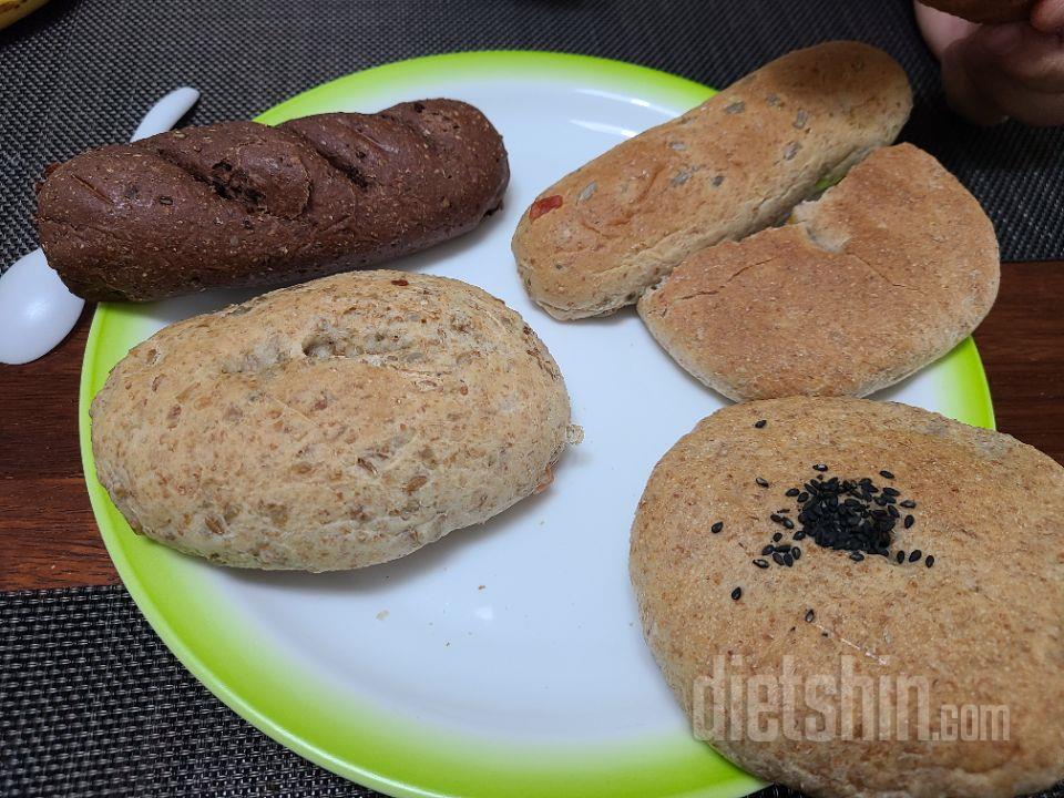고소하고 단백하고 발아통밀 고유의 식
