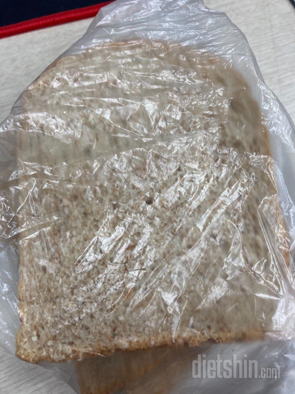 냉동실에 넣어놨다가 저녁에 먹을만큼