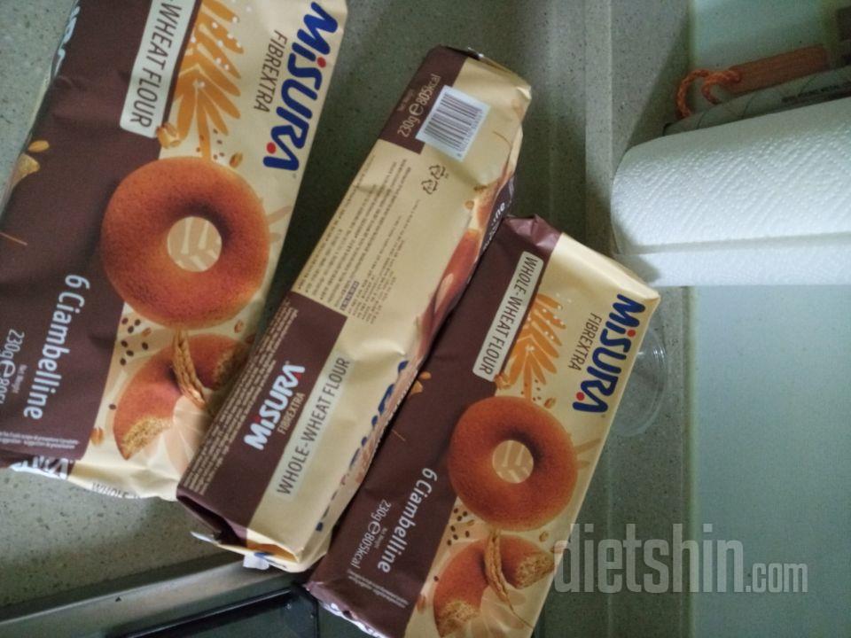 맛난거 자꾸사게되는 매력 덩어리입니다