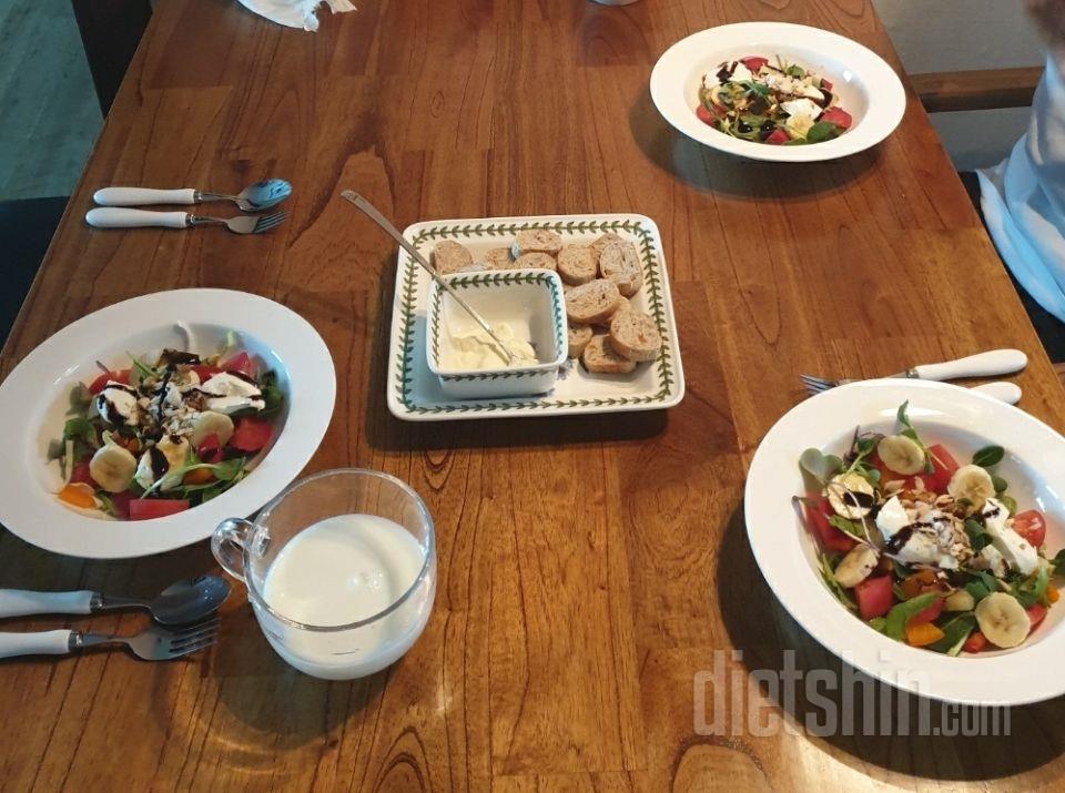 가족들이 넘 좋아해요~~ 조금만 먹어