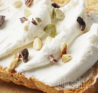 이거 뭔 맛이지 꾸덕한 요구르트 그냥