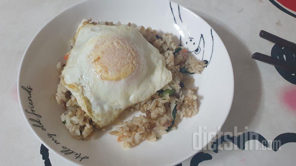 너무너무 맛있어요 ㅠㅜ 계란후라이 하