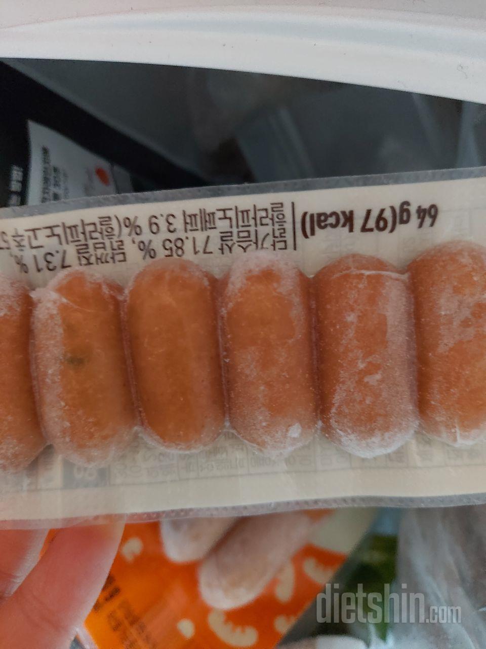 아직맛보진않았어요 닭가슴살 소세지류는