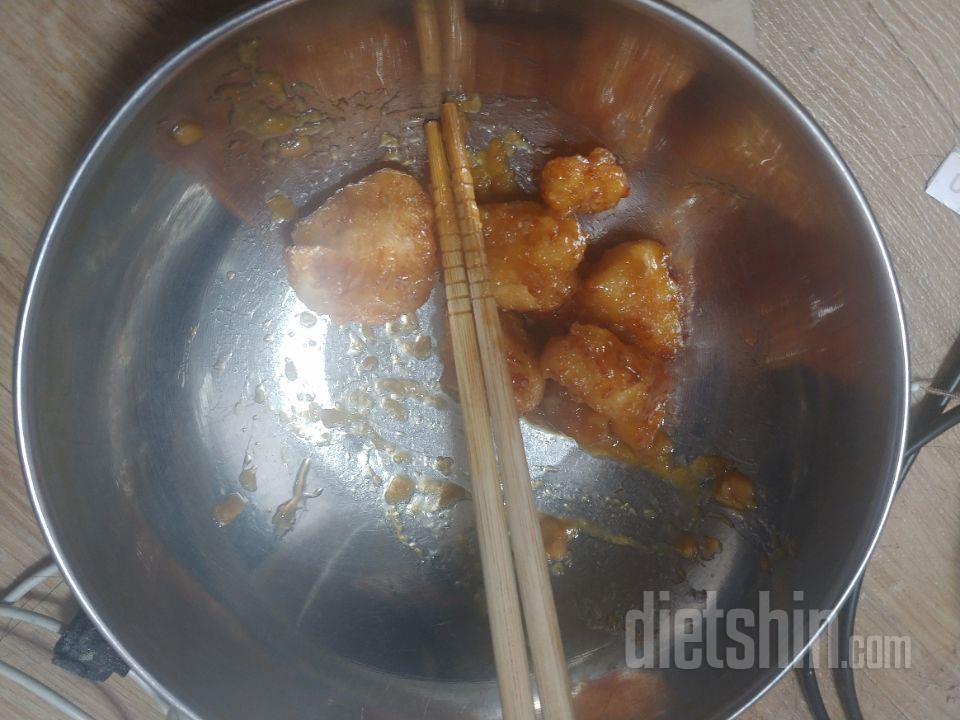 이번에도 잘 먹겠습니다.
솔직히 바삭