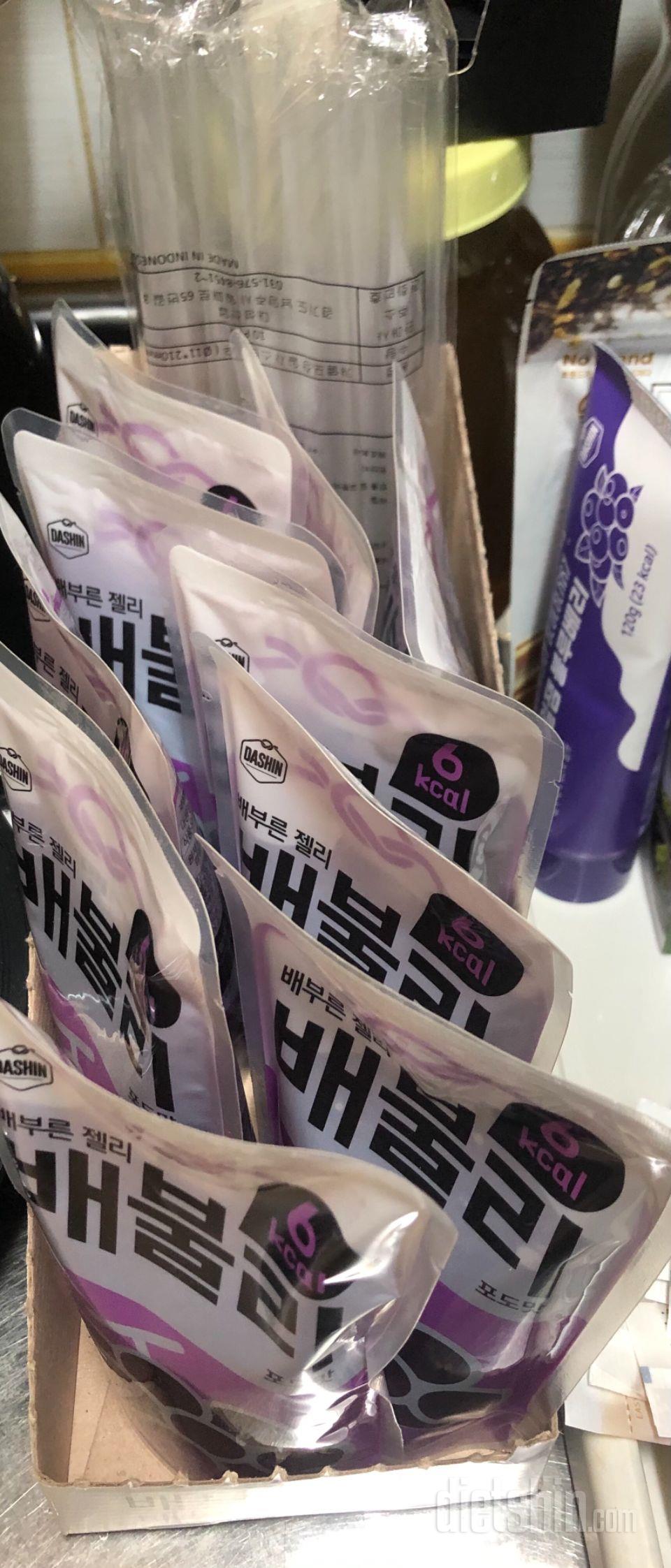 풋사과 맛이 품절 이라서 포도 맛 으