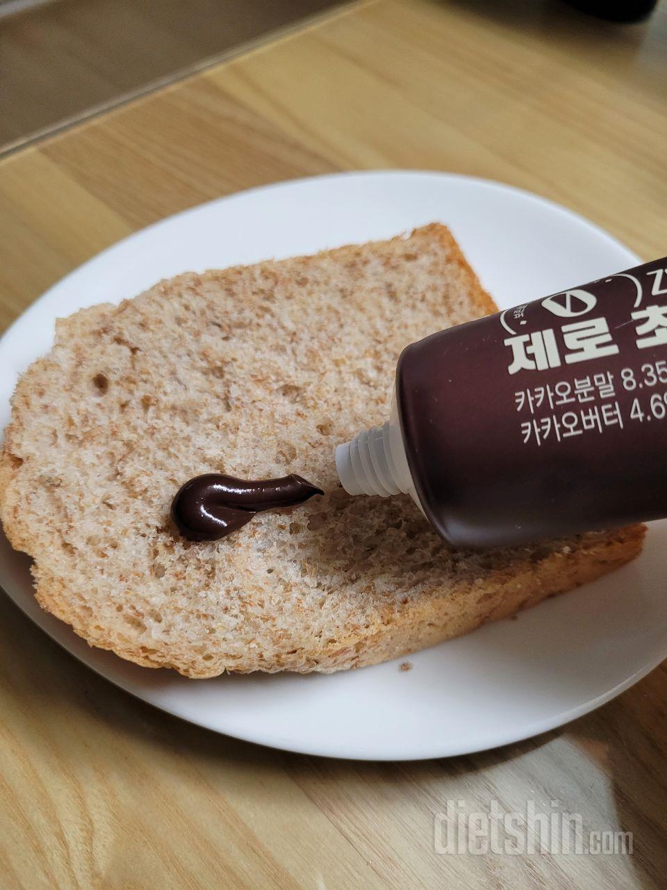 초코맛이 매우약하지만 설탕이 없다는거