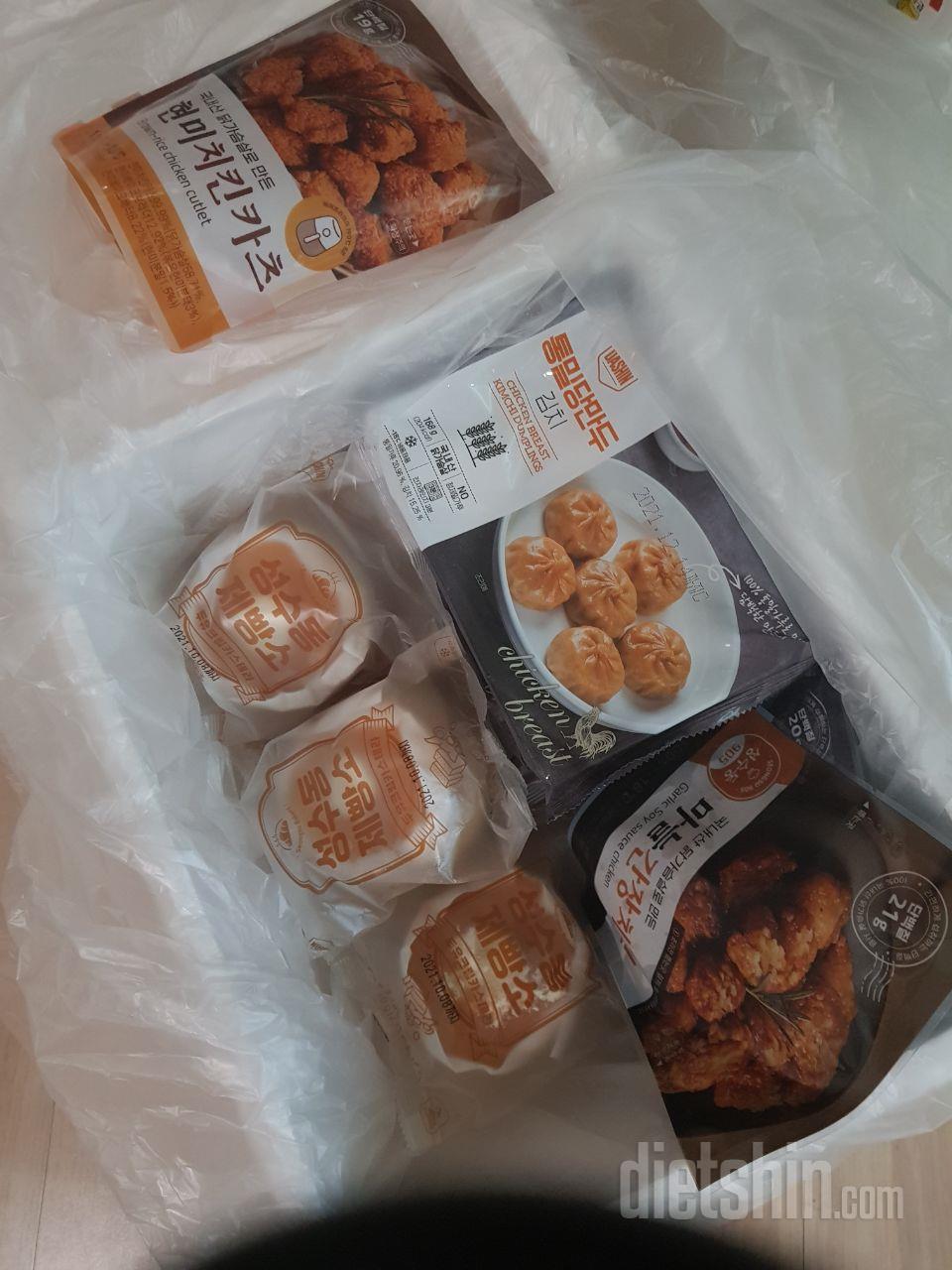 생각보다 훨씬맛있어요
식감도 눅눅하지