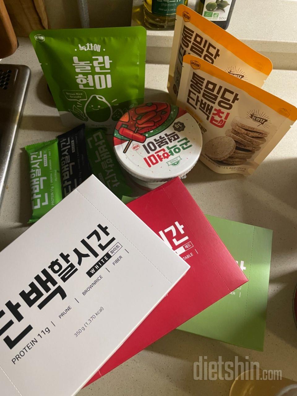 안먹어봤는데 후기보고 구매. 맛있겠죠