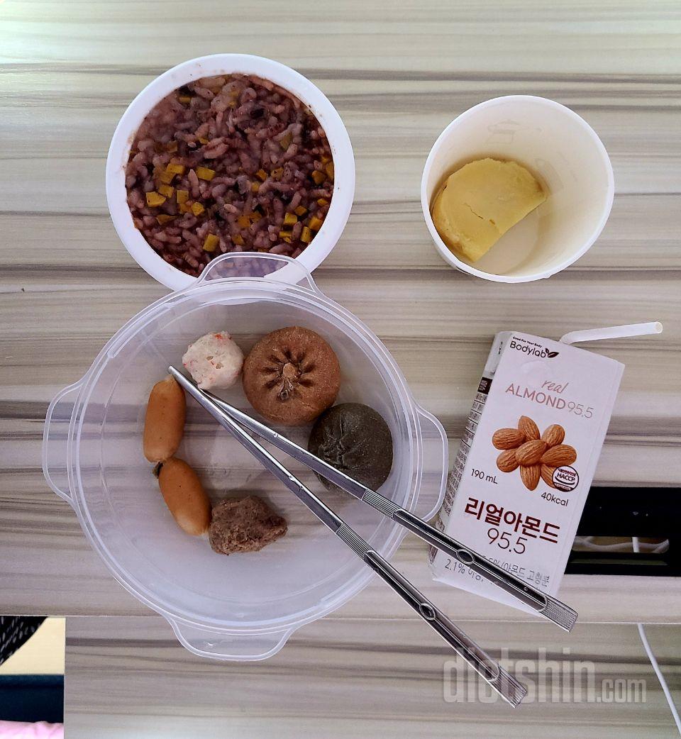 맛잇어여 ㅎㅎ 다 만족스러운듯