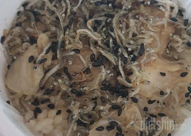 아이가 아침을 안 먹는데 억지로 하나