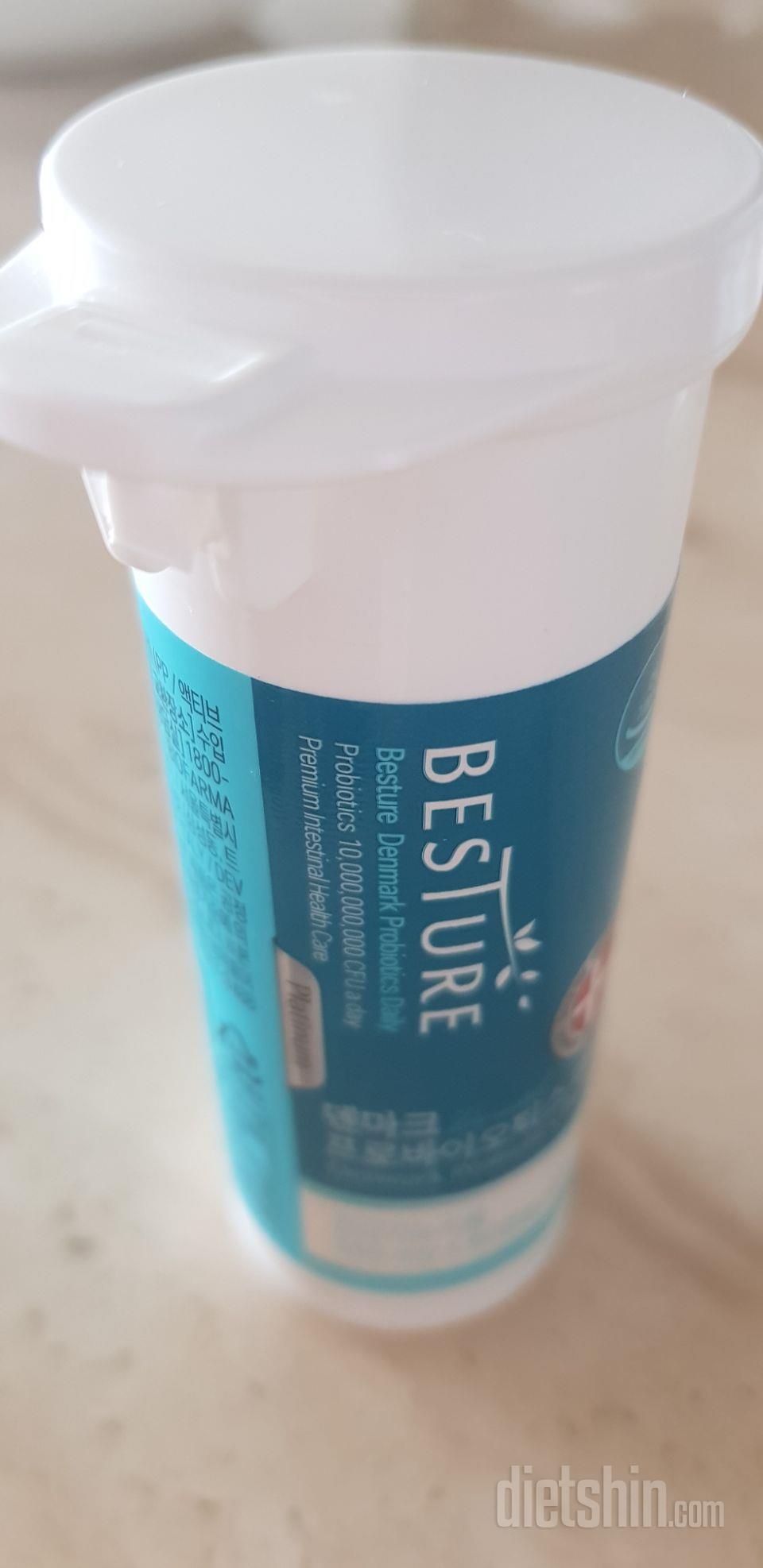 프로바이오틱스. 먹고 있어서 이번에는