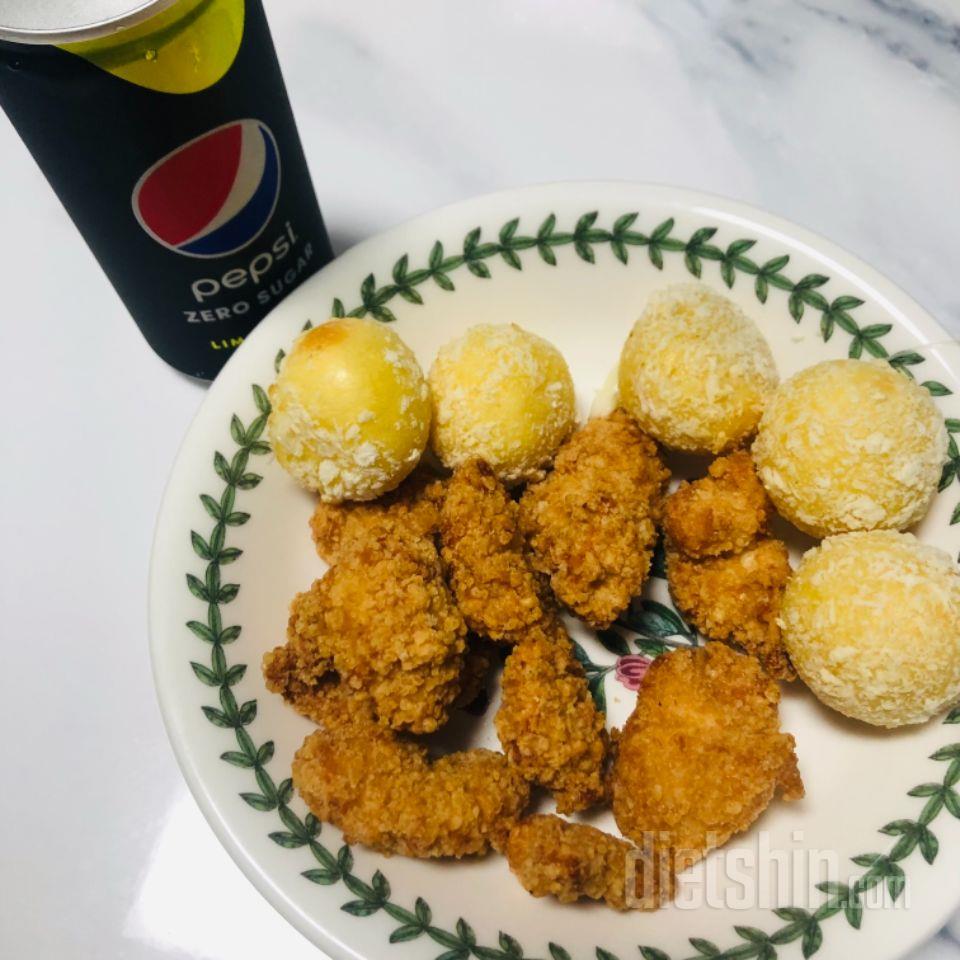 와 시켜먹는 치킨보다 맛있어서 놀랐어