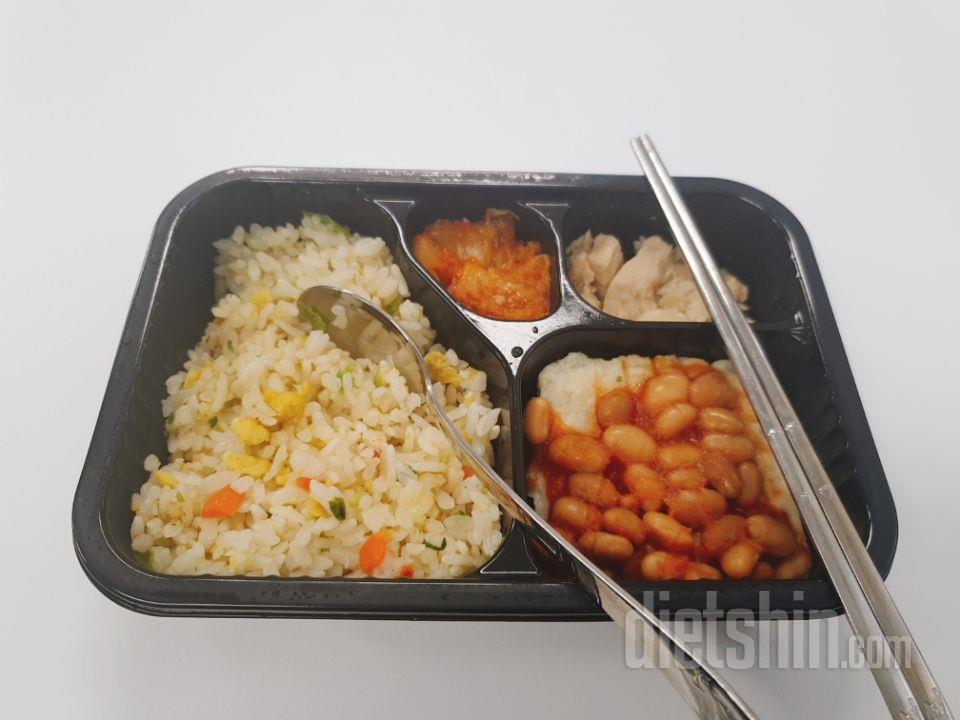 오늘 첫끼를 먹었는데요 정말 맛있어요