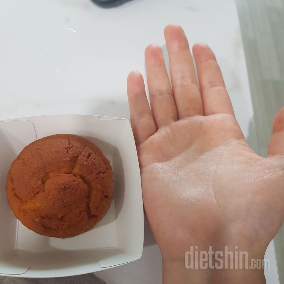 존마탱이에요...사이즈가 작긴한데 그