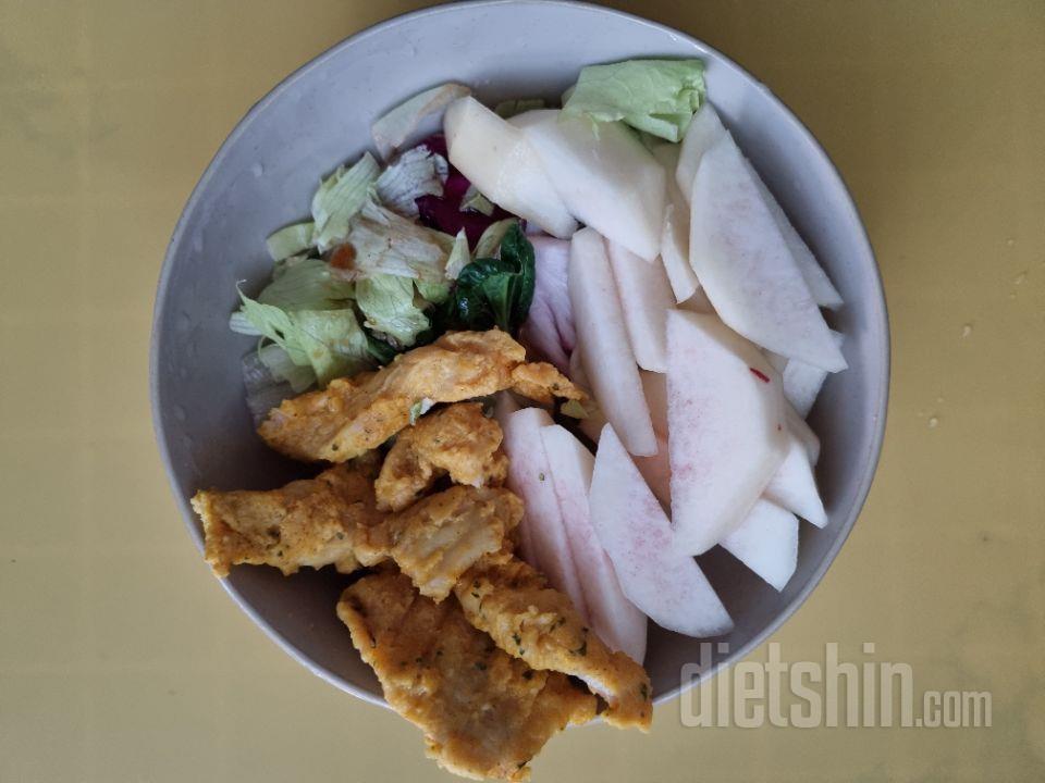 조미된 닭가슴살이라 너무 맛있었어요!