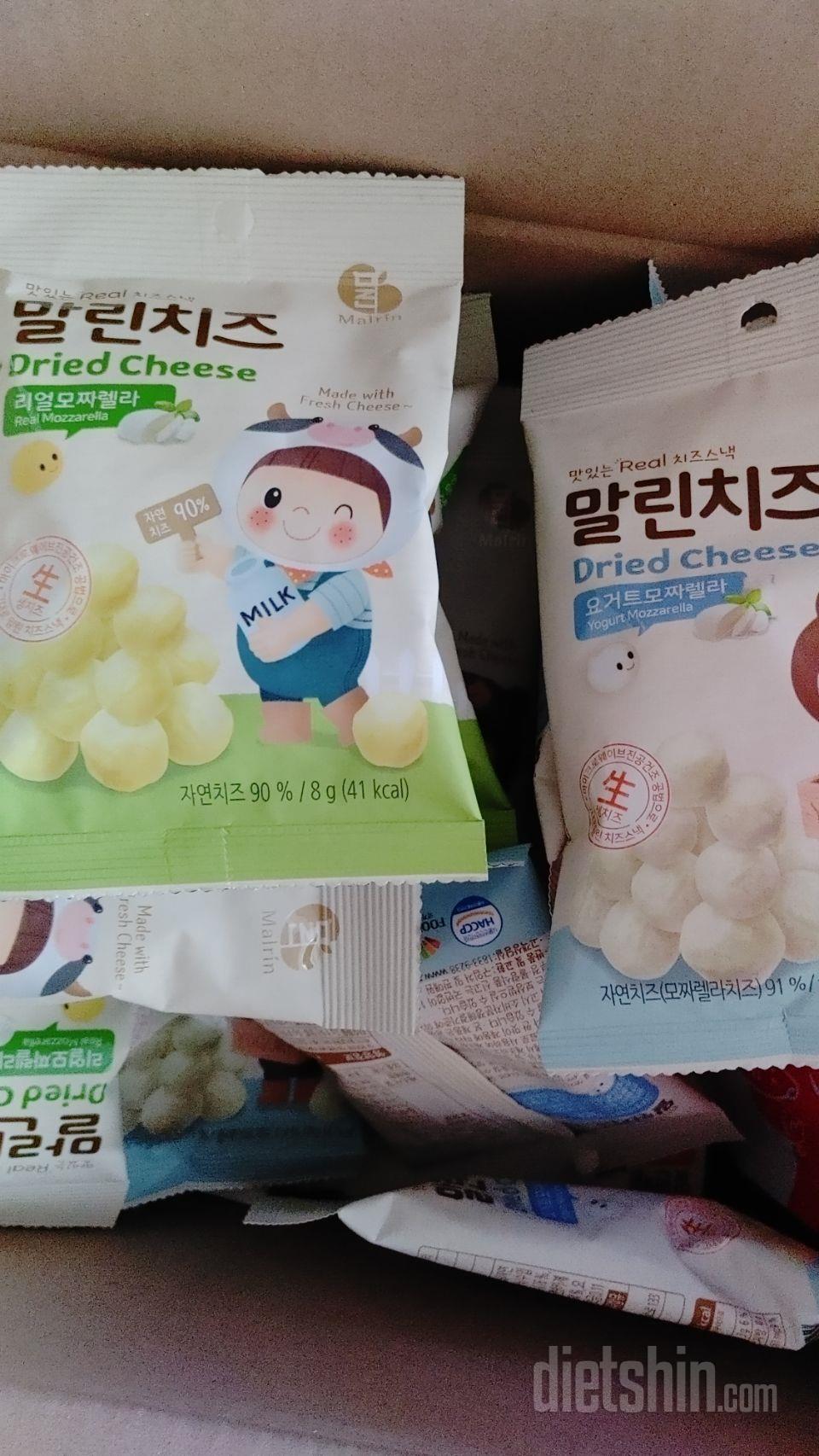 치즈맛이 나요. 좀 짜긴하지만 요리에